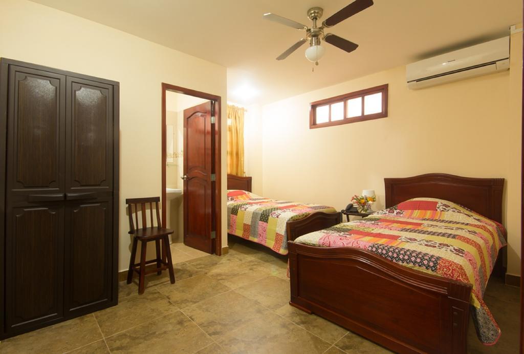Puerta Sol Inn Manglaralto Kamer foto